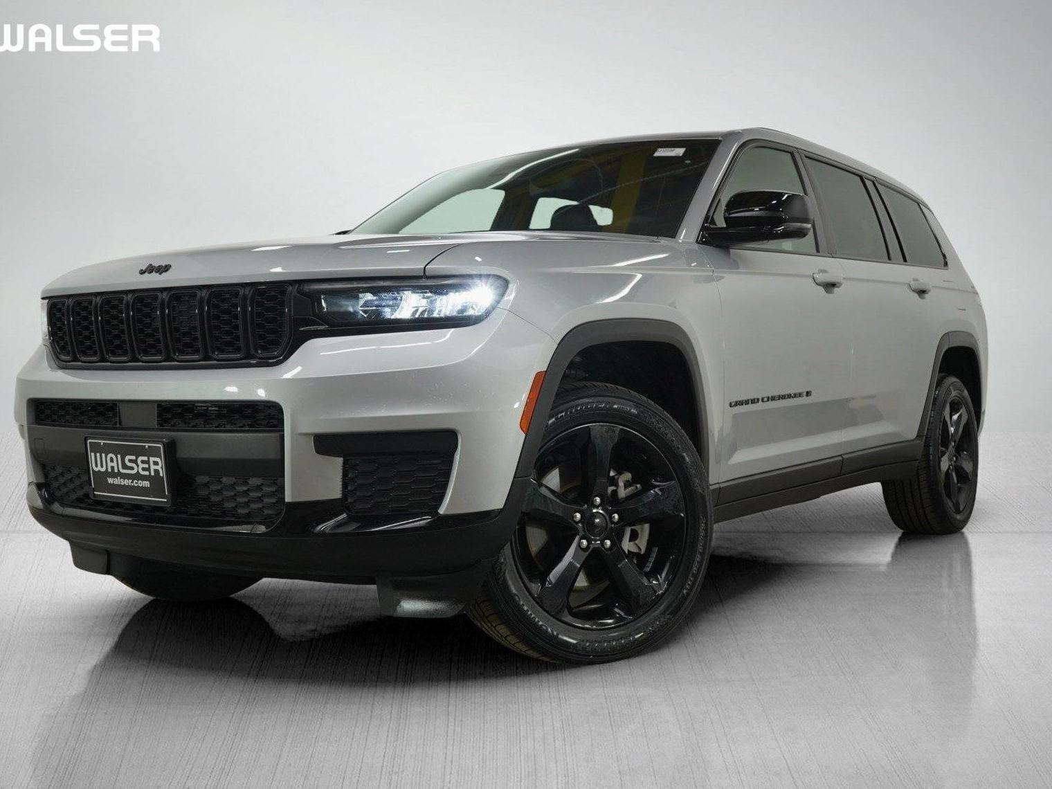 JEEP GRAND CHEROKEE 2023 1C4RJKAG5P8881396 image